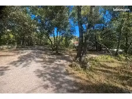 terrain 1 019 m² gareoult