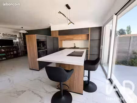 propriété 3 pièces 62 m²