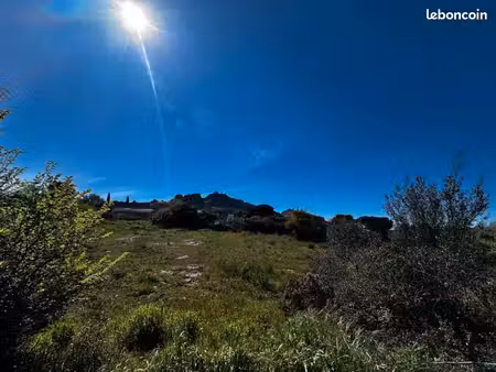 terrain 665 m² roquebrune sur argens