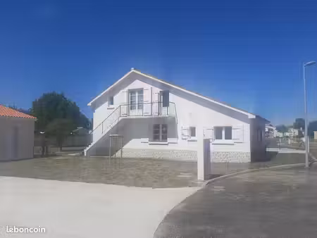 maison t4 de plain pied avec appartement t2 à l'étage