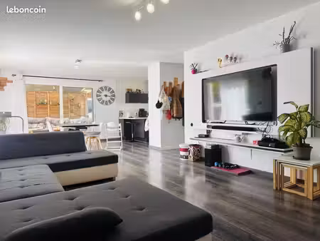 maison 5 pièces 110 m²