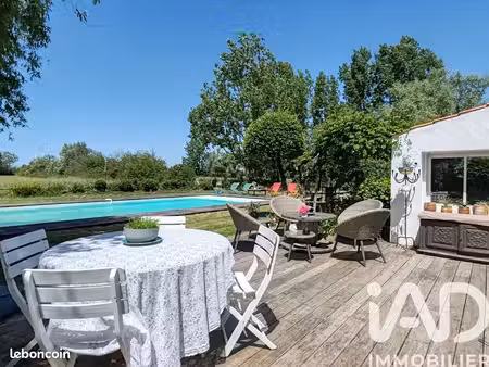 longère 5 pièces 176 m²
