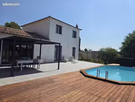 villa 4 pièces 139 m²