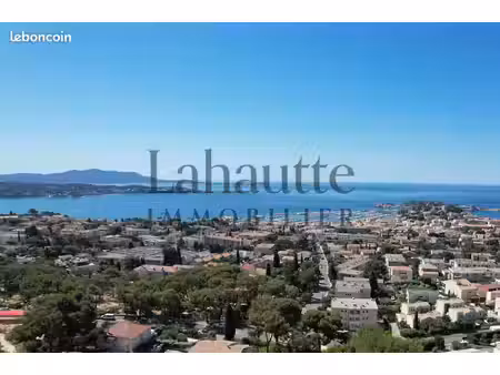 maison 5 pièces 202 m²