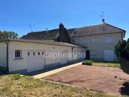 maison avec local commercial à vendre centre ville savigne l'eveque (72)