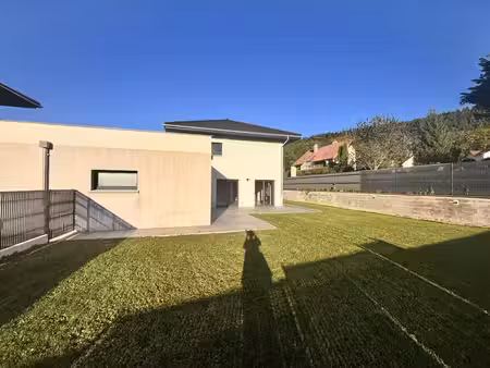 maison récente f4 – 120 m² – bians-les-usiers