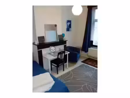 studio à louer   etterbeek (vbe62904)