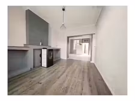 maison à louer avec jardin et 2 chambres   bléharies (rbv37219)