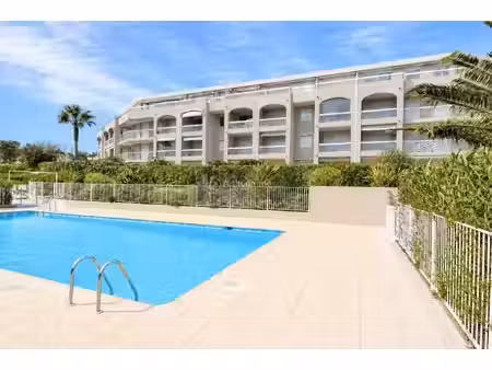 vente appartement 2 pièces 28 m2 à saint-aygulf