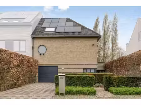 ruime kangoeroewoning van ca. 308 m² te koop in wilrijk
