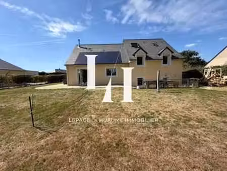 vente maison à courbeveille (53230) : à vendre / 126m² courbeveille