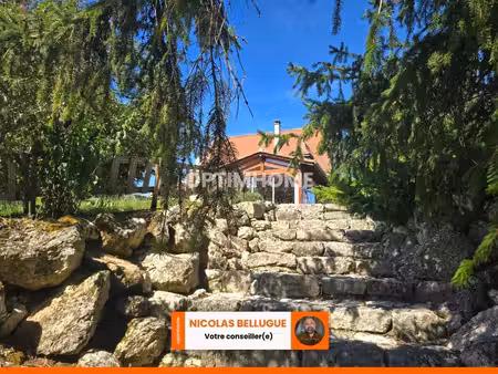 maison 5 chambres au calme avec piscine à issigeac