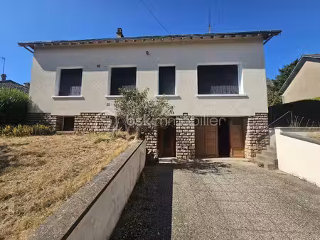 maison de village de 88 m² à aigurande