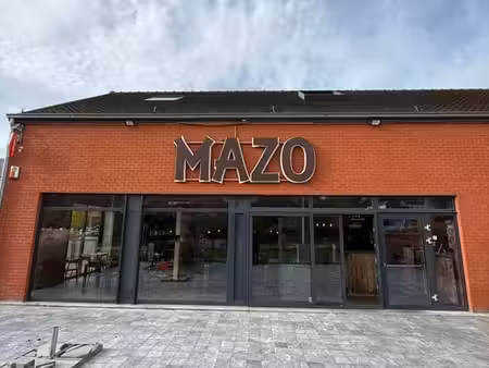 superbe batiment commercial a floreffe