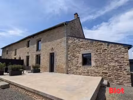 vente longère et corps de ferme à châteaubourg (35220) : à vendre / 160m² châteaubourg
