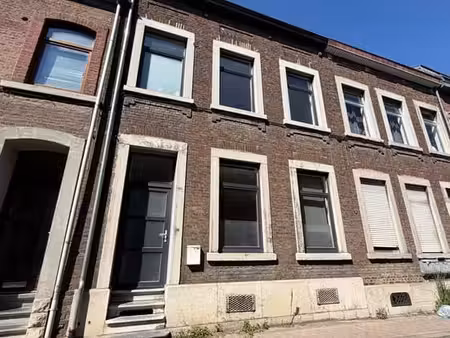 maison 3 chambres avec jardin a louer