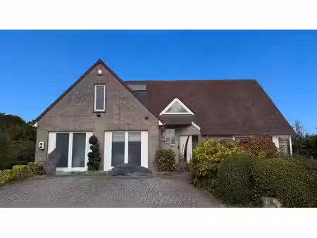 magnifique villa de standing avec partie professionnelle