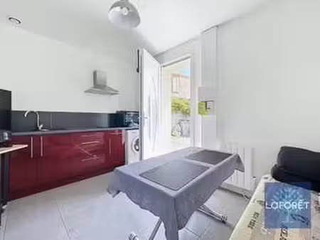 location appartement 2 pièces meublé à la roche-sur-yon (85000) : à louer 2 pièces meublé 
