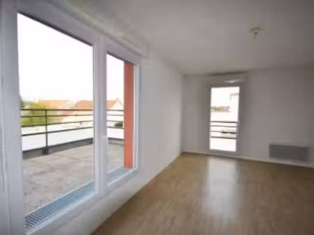 location appartement 3 pièces à saint-sébastien-sur-loire baugerie (44230) : à louer 3 piè