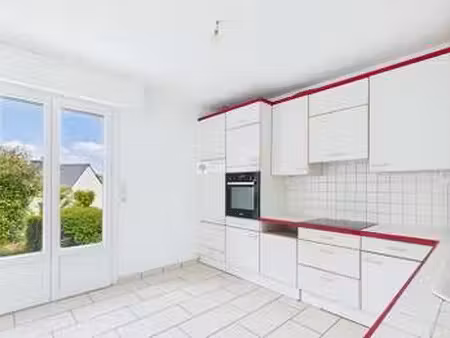 location maison à ergué-gabéric (29500) : à louer / 100m² ergué-gabéric