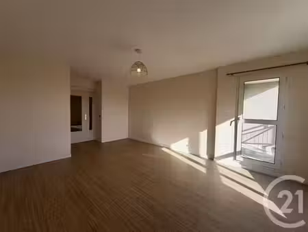 appartement f4 à louer - 4 pièces - 82 17 m2 - torcy - 77 - ile-de-france