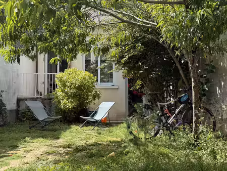 montreuil limite vincennes  maison familiale