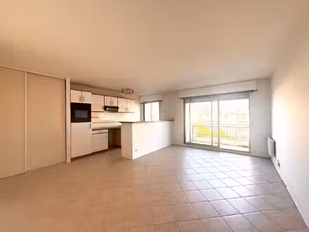 appartement 2 pièces - la garenne colombes
