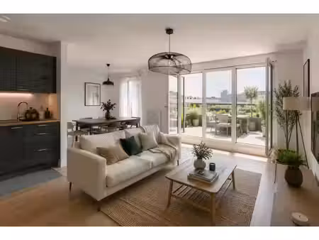 t3 lumineux avec balcon et terrasse– centre-ville