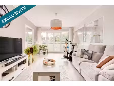 appartement t4 de 92m2 avec balcon et places de parking