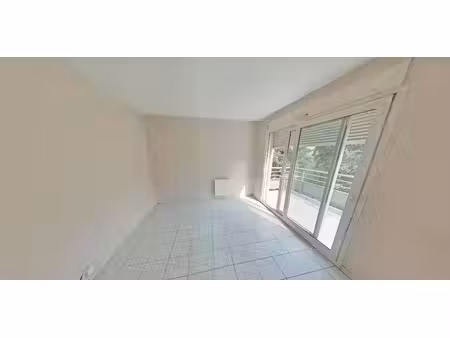appartement 2 pieces // tassin la demi lune