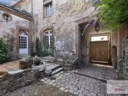 vente demeure d'exception à chemillé-en-anjou (49120) : à vendre / 345m² chemillé-en-anjou