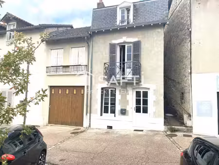 au centre bourg  charmante maison prés de tout
