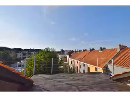 proximité cee-ue et flagey  agréable maison rénovée
