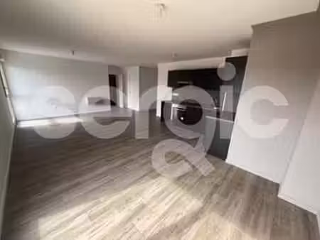 location appartement 4 pièces à angers deux croix banchais (49000) : à louer 4 pièces / 88