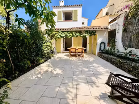 maison village de la croix des gardes