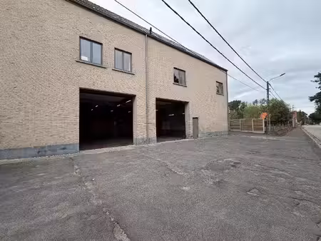 loods/opslagruimte te huur te zwevezele
