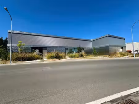 kmo-units met high-end kantoor/showroom in zwevegem