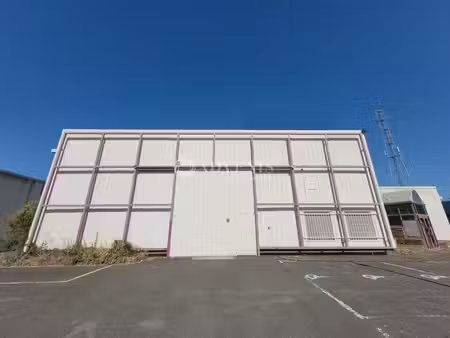 vente local d’activités 1130m²