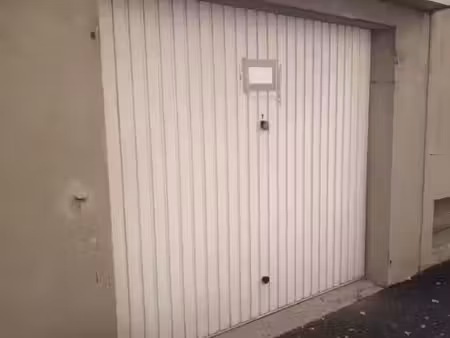vente parking 16 m² à avignon (84000)  15 000 €