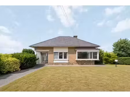 vrijstaande bungalow op riant perceel te kesselt