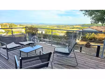 maison traditionnelle de 146 m² à peyrole