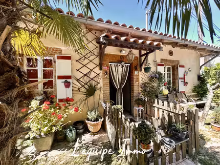 maison de village t3 avec garage et jardin