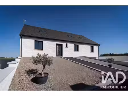 pavillon à montescourt-lizerolles (02440)