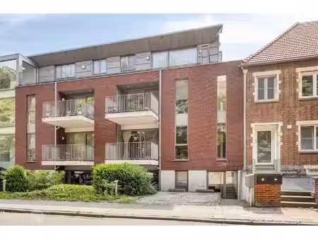 recent 2-slaapkamerappartement met zuidwestterras en autostaanplaats – nabij centrum leuve