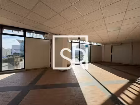 location commerce clermont ferrand 63000 374m²