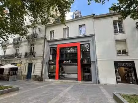 vente bureaux et commerces à nantes (44000) : à vendre / 115m² nantes