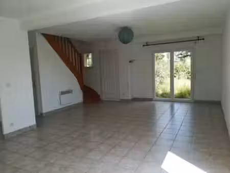 location maison à saint-jacut-les-pins (56220) : à louer / 93m² saint-jacut-les-pins