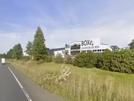 location local d’activités 1750m²