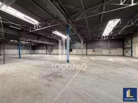 location local d’activités saint laurent du var 06700 2745m²