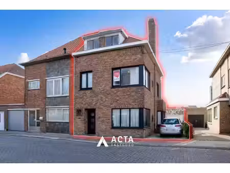 op te frissen hob woning met 4 slaapkamers in mariakerke